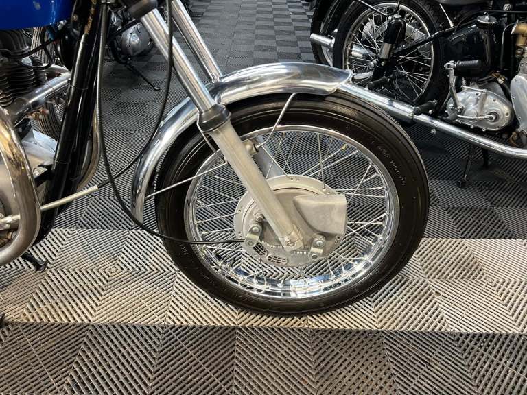 1971 BSA Lightning Twin Carburettor 650 cc Unit Construction, show condition, px