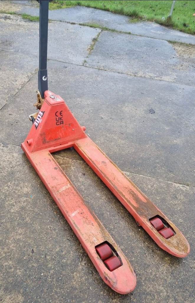 Pallet truck - Euro Tines - scuffed paint