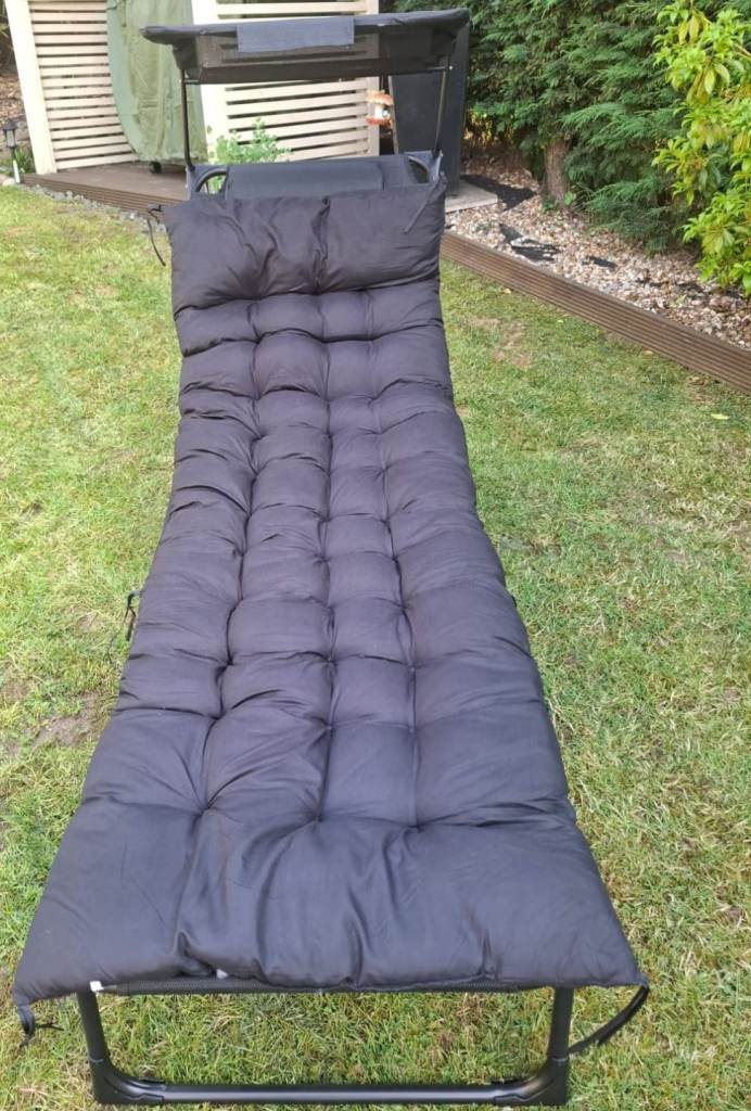 Sun Loungers 