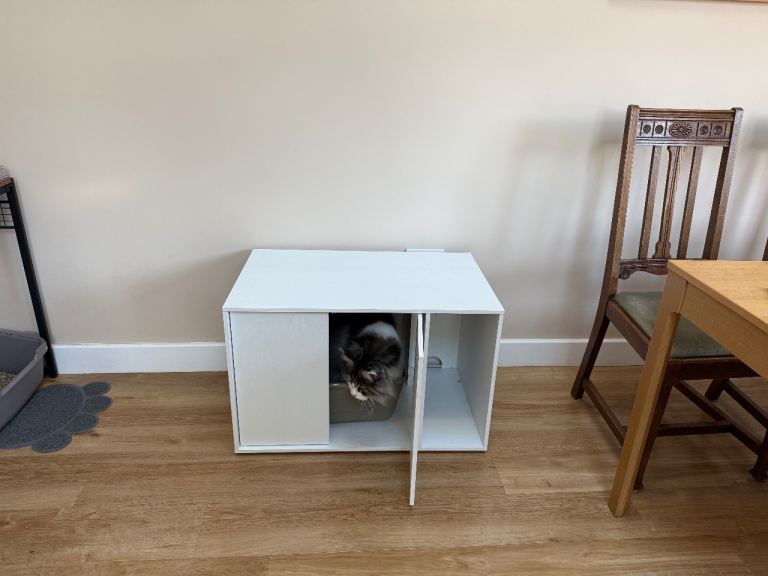 Cat Litter Box Cupboard UNUSED