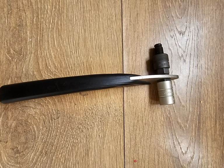 Icetoolz 04S1 Bicycle Crank Removal Tool Cotterless Crank Arm Extractor