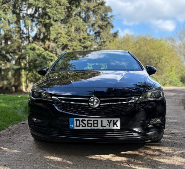 2018 Vauxhall Astra 1.6T 16V 200 Elite Nav 5dr HATCHBACK Petrol Manual