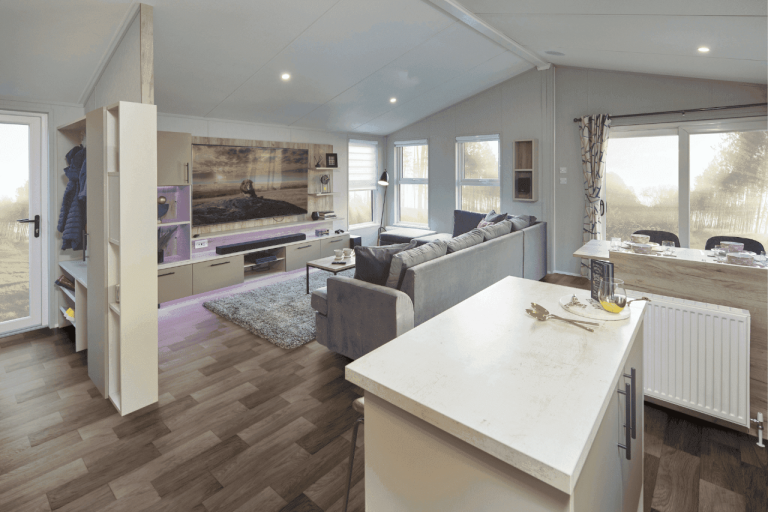 Luxury Lodge Static Caravn Holiday Home by the Sea Sussex