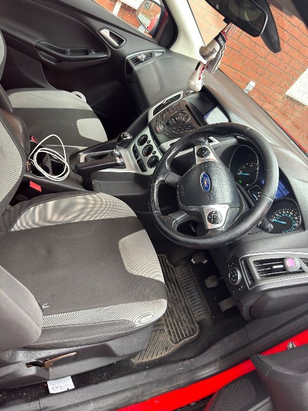 Ford, FOCUS, Hatchback, 2014, Manual, 1560 (cc), 5 doors