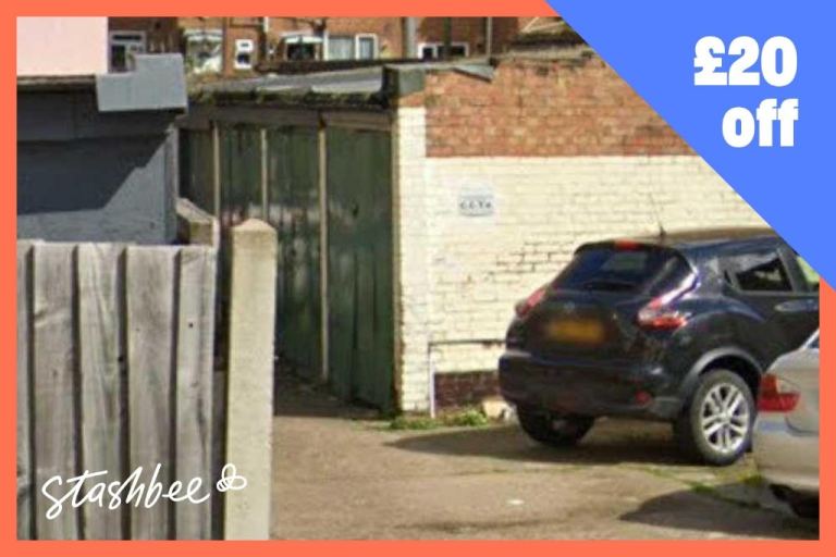 Garage to rent in Croydon (CR0) | Stashbee