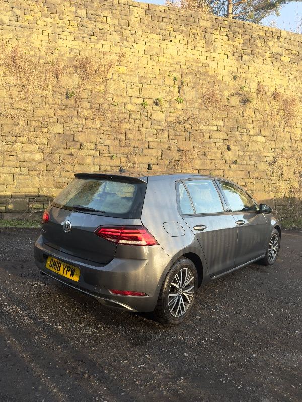 Golf SE Nav 2018