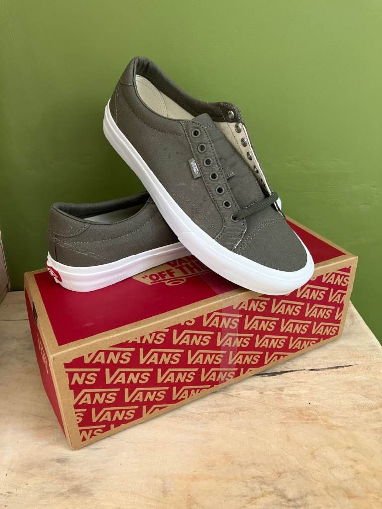 Vans Men's Grey Sneaker Trainers - Size UK 9 / EU 43 / US 10 - Brand New in Box