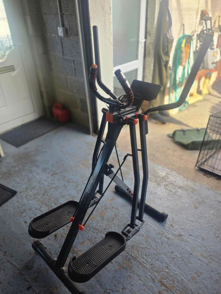 Maxi-Glider 360, 10 in 1 Cross Trainer Cardio Workout 4 Levels of Resistance with Heart Rate Monitor