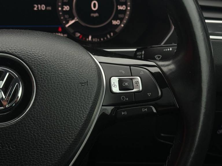 2017 Volkswagen Tiguan 2.0 TDi 150 SEL 5dr ESTATE DIESEL Manual