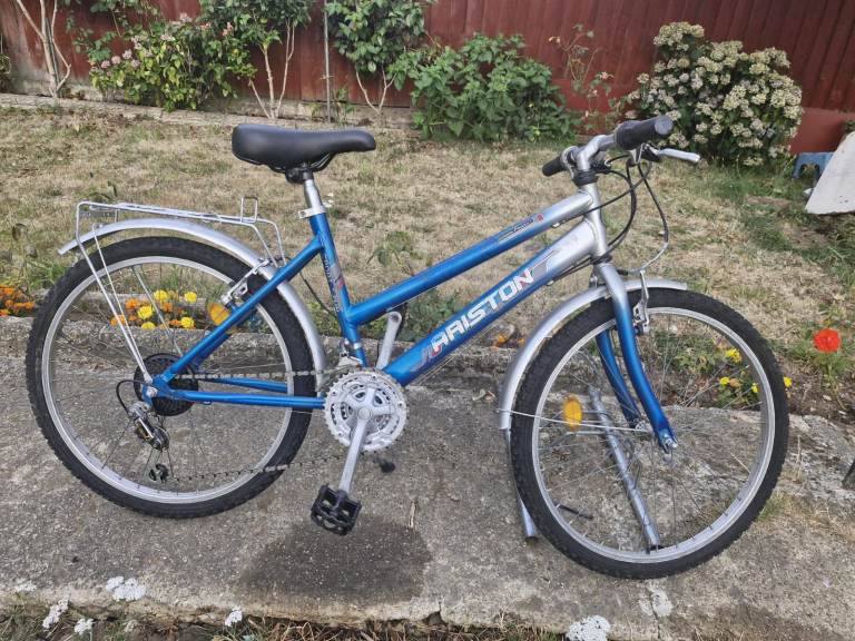GIRLS TEENAGER YOUTH ARISTON 24 INCH WHEELS 15 INCH FRAME 18 SPEED BIKE BICYCLE