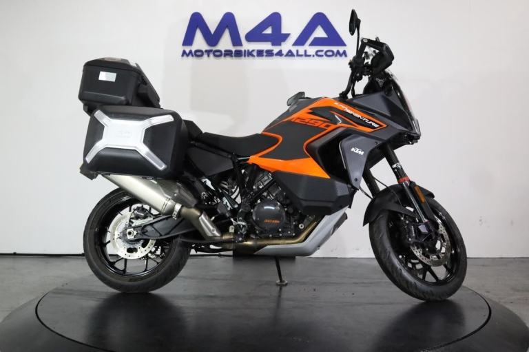 KTM 1290 SUPER ADVENTURE S 2022