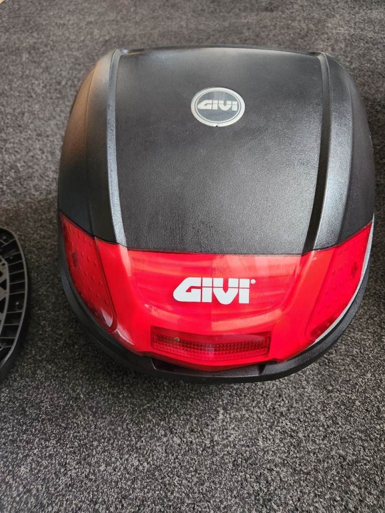 Givi Top Box