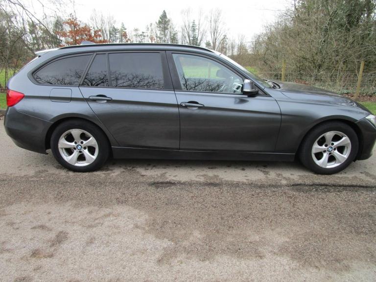 BMW 3 SERIES 2.0 320d EfficientDynamics Touring - SAT NAV, SERVICE HISTORY 2013