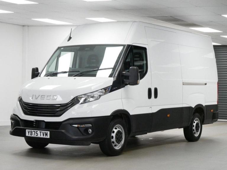 75 IVECO DAILY 35S14 2.3 136 BHP MWB 3520 BUSINESS HIGH ROOF EDITION
