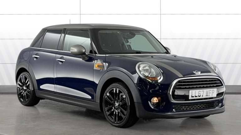 2017 MINI Hatch 1.5 Cooper Seven 5dr Petrol Hatchback Hatchback Petrol Manual