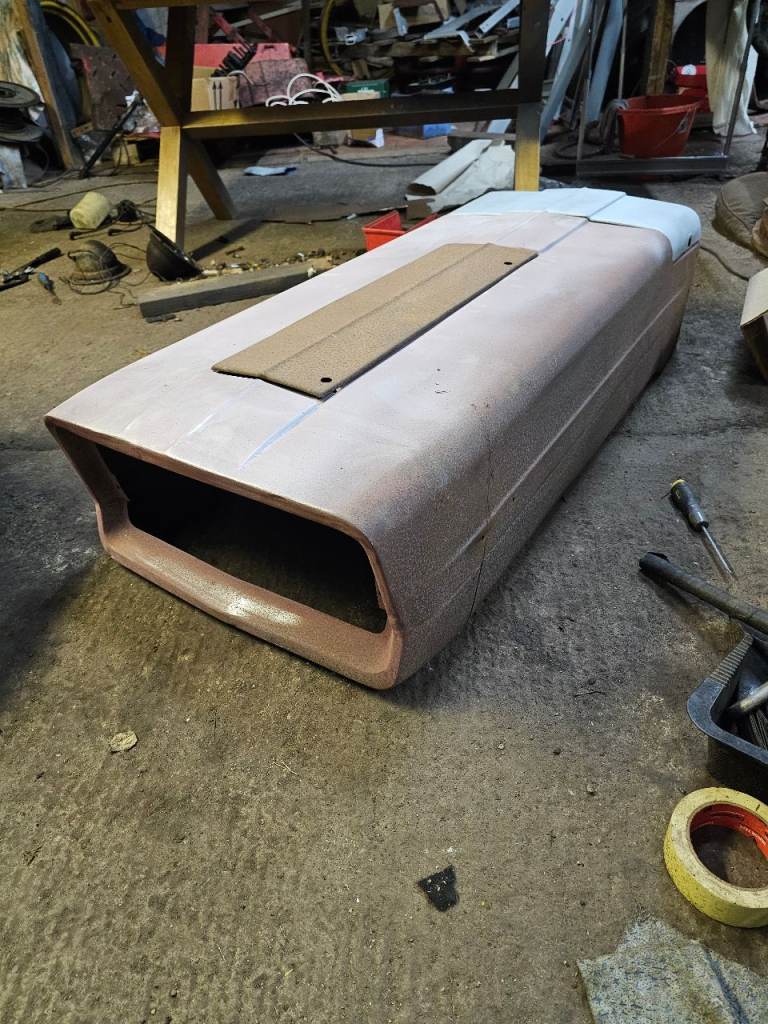 Massey ferguson 135 hinged lid bonnet genuine  100 series 148 165 