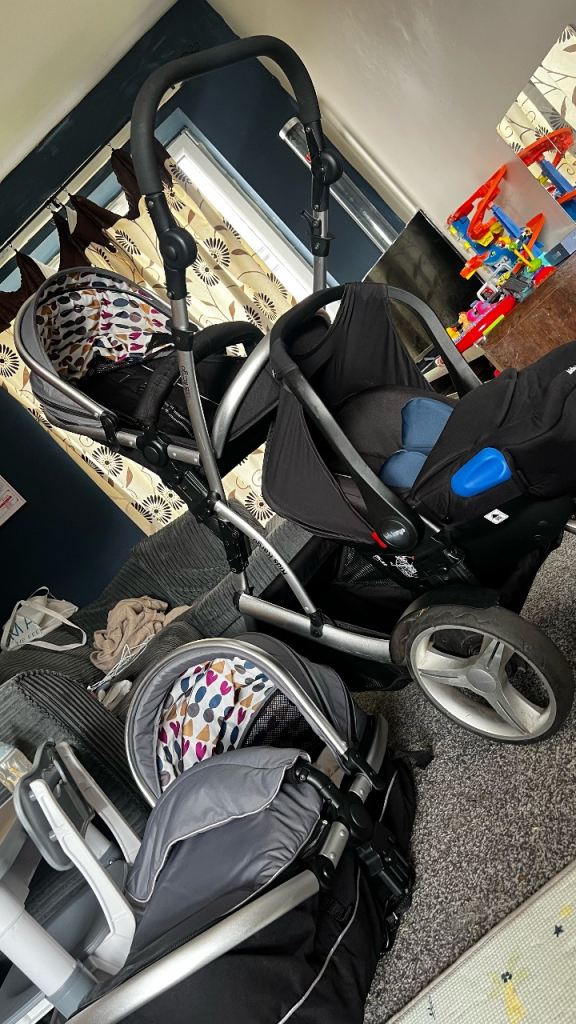 Kids kargo double buggy bundle with car seat attachment