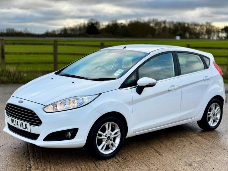 2014 Ford Fiesta 1.25 82 Zetec 5dr HATCHBACK PETROL Manual