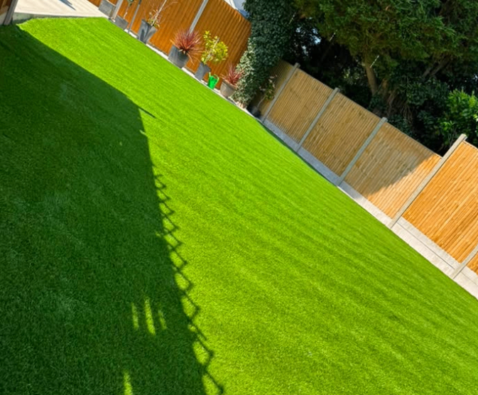 High Quality Artificial Astro Turf | Pet Friendly Patio Grass