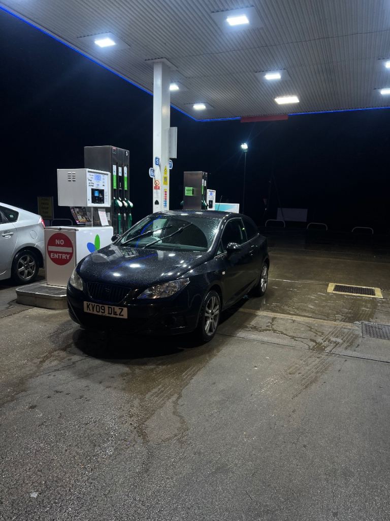 SEAT Ibiza 1.4 Petrol – Reliable, Fresh MOT, Apple CarPlay – £1,150