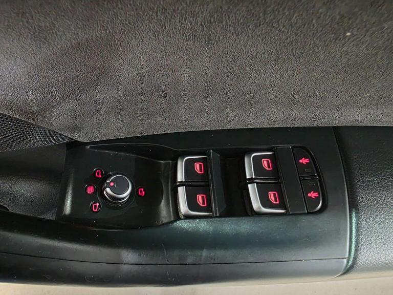 2017 Audi Q3 2.0 TFSI Black Edition S Tronic quattro Euro 6 (s/s) 5dr ESTATE Petrol Automatic