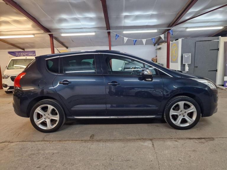 PEUGEOT 3008 1.6 HDi Allure Euro 5 5dr 2013