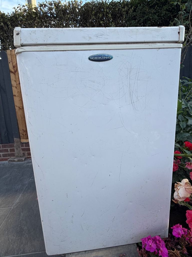 Iceking Chest Freezer – Fair Condition