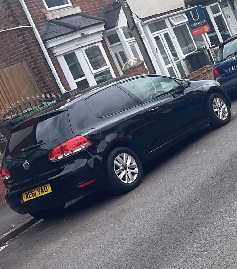 Volkswagen, GOLF, 2011, Manual, 1.2L petrol, 3 doors