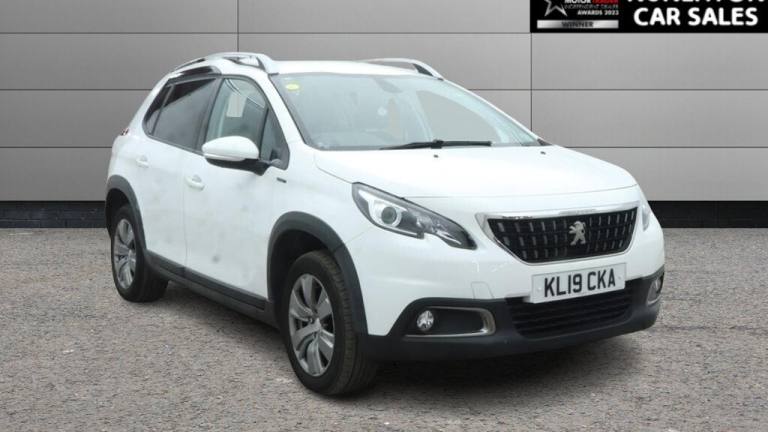 2019 Peugeot 2008 1.2 PureTech Signature 5dr [Start Stop] HATCHBACK PETROL Manual