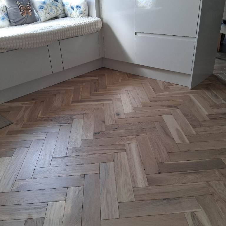Engineered Herringbone Oak Flooring 