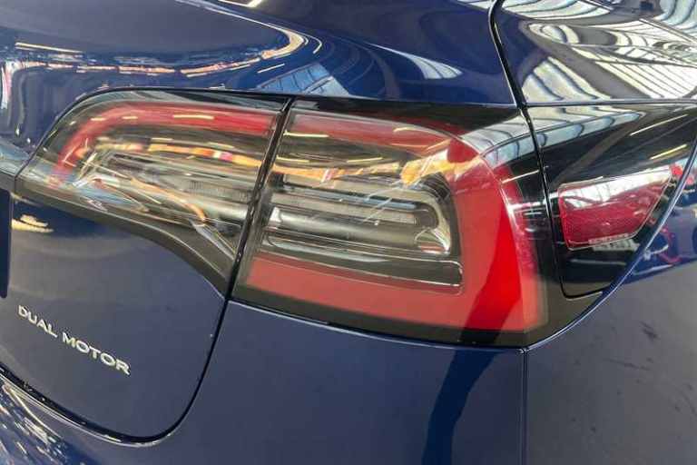 2021 Tesla Model 3 Long Range AWD 4dr Auto SALOON ELECTRIC Automatic