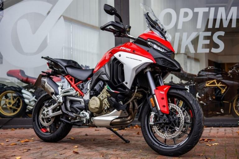 Ducati Multistrada V4 S ! AKRO ! TAIL TIDY ! STUNNING