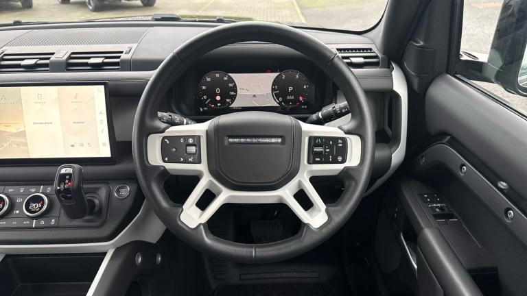 2025 Land Rover Defender 3.0 D250 X-Dynamic HSE 90 3dr Auto Diesel Estate Estate Diesel Automatic