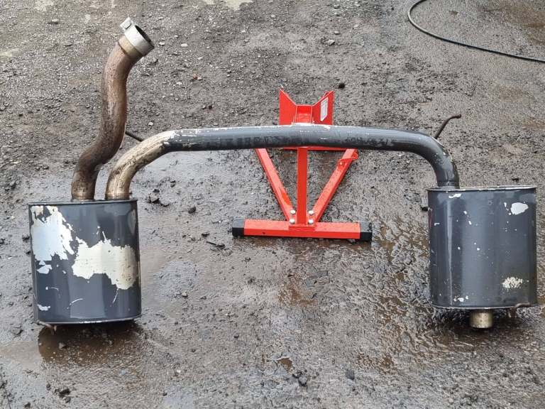 Volvo V70 R AWD rear exhaust