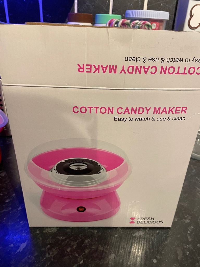 Candy floss maker