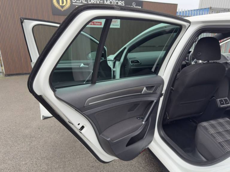 2017 Volkswagen Golf 2.0 TDI BlueMotion Tech GTD Hatchback 5dr Diesel Manual Euro 6 (s/s) (184 p ...