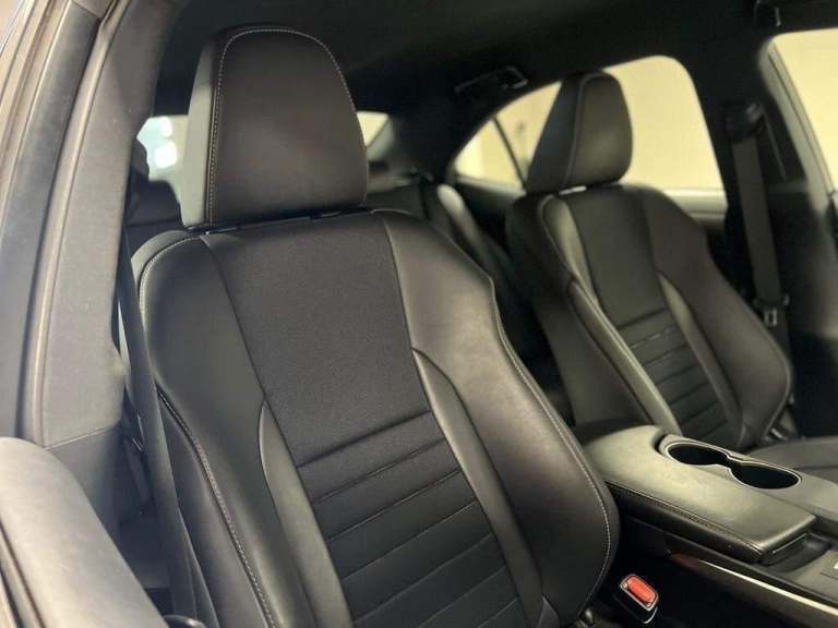  Lexus IS 2.5 300h F Sport E-CVT Euro 6 (s/s) 4dr Petrol/Electric Hybrid Automatic