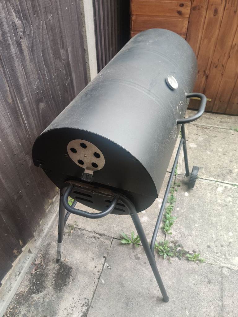 Tesco Large Charcoal Barrel BBQ Grill Barbecue Temperature Thermometer Cover Included