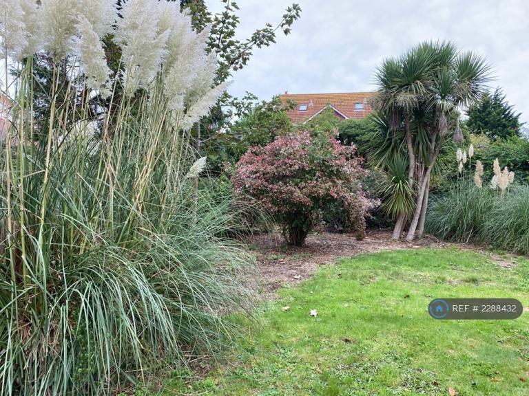 2 bedroom house in Dartmouth Road, Paignton, TQ4 (2 bed) (#2288432)