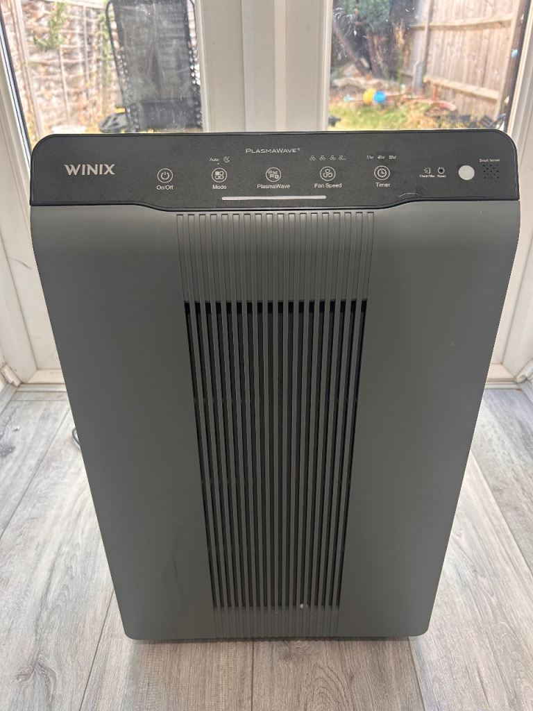 WINIX 5300 Air Purifier - Nearly New, Very Good Condition