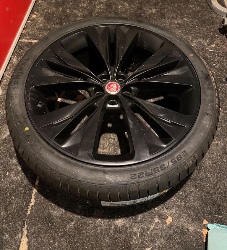4x 22” JAGUAR F PACE X761 GENUINE HELIX BLACK ALLOY WHEELS WITH NEW TYRES