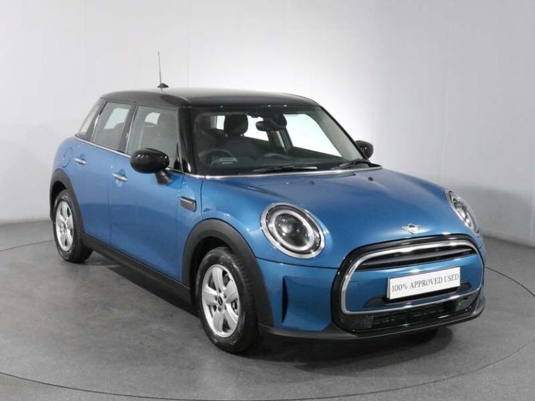 MINI HATCHBACK 1.5 Cooper Classic 5dr Auto