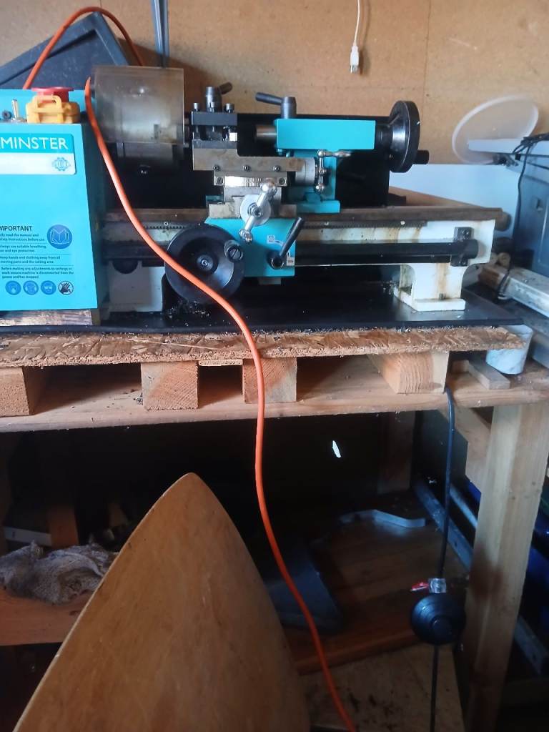 Axminster lathe 