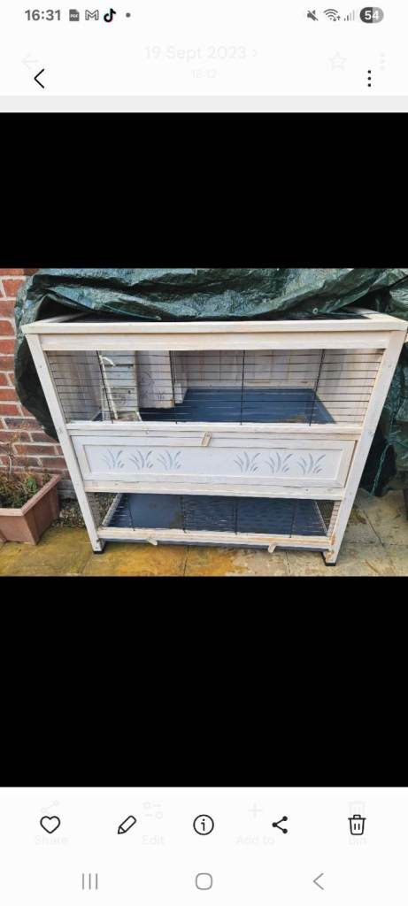Guinea pig/ rabbit indoor hutch