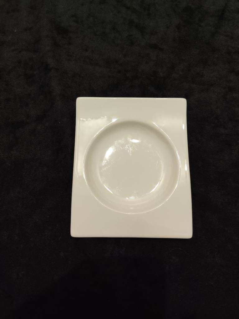 Villeroy & Boch New Wave White Porcelain Side/Bread Plates x 6