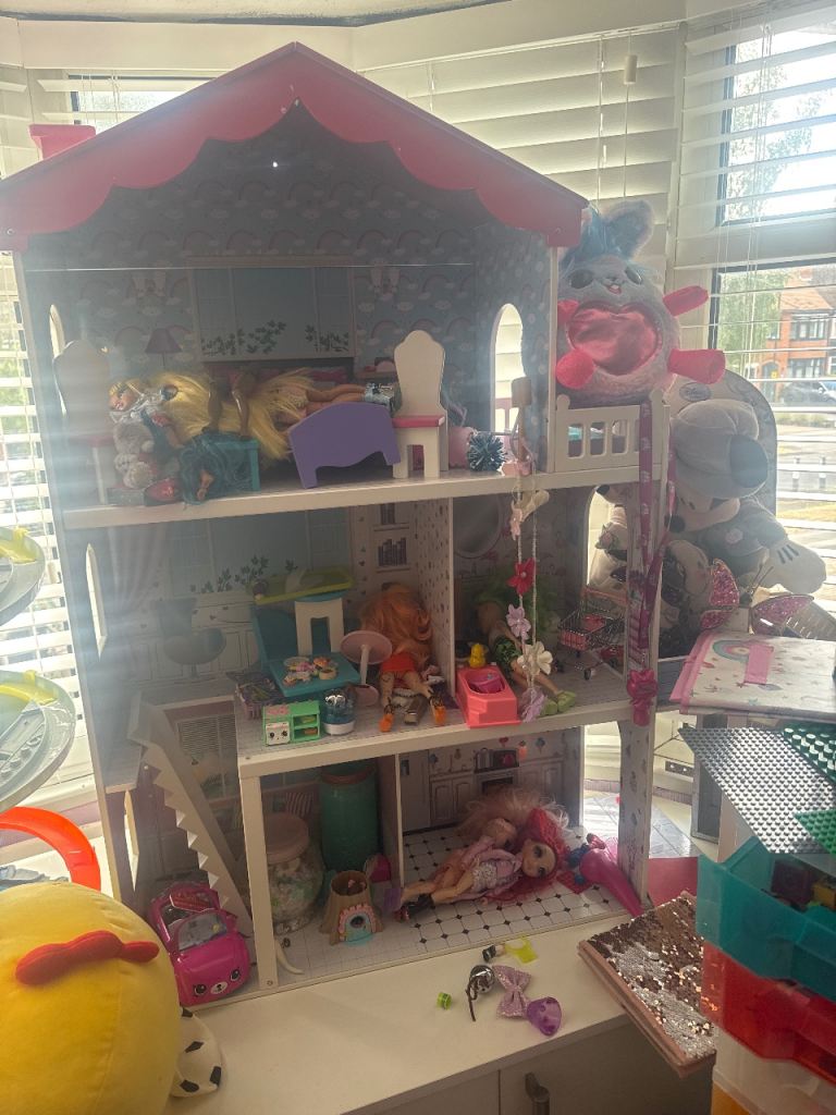 Large Wooden Doll's House with Furniture – Good Condition