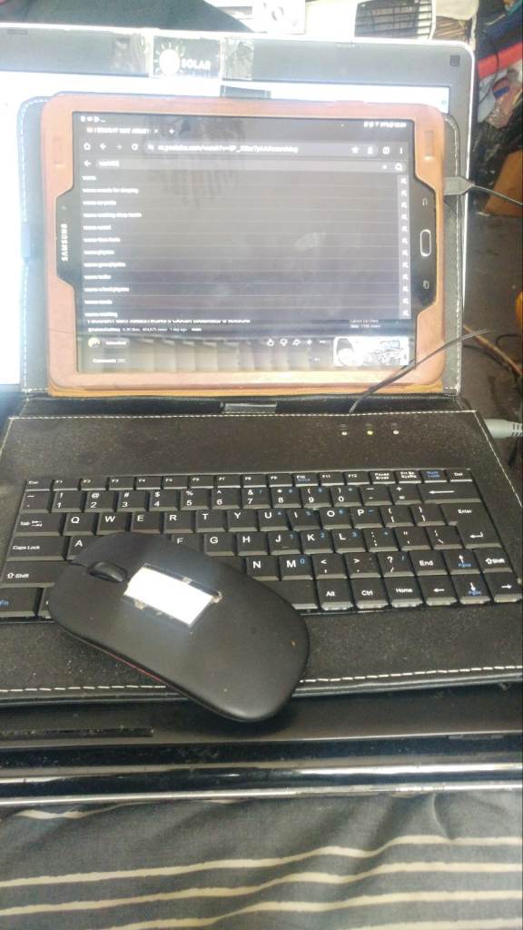 Samsung Galaxy Tab with USB BluetoothKeyboard Case and Mouse