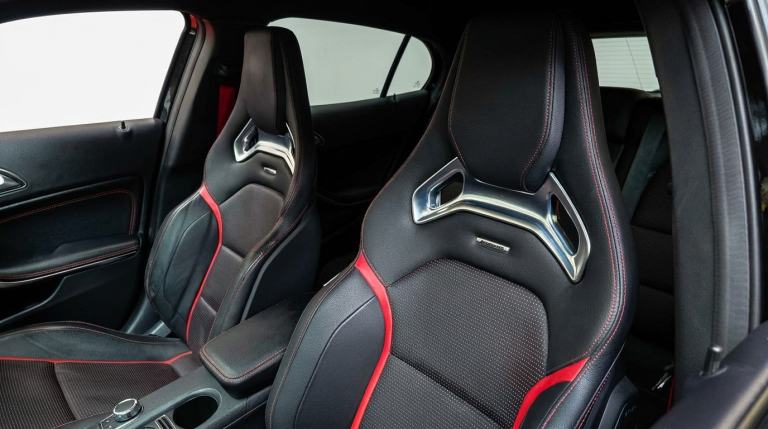 MERCEDES-BENZ GLA CLASS Hatchback GLA 45 AMG 4MATIC Edition 1 + body kit 2015