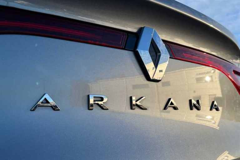2023 Renault Arkana 1.6 E-TECH Hybrid 145 R.S. Line 5dr Auto COUPE PETROL/ELECTRIC Automatic
