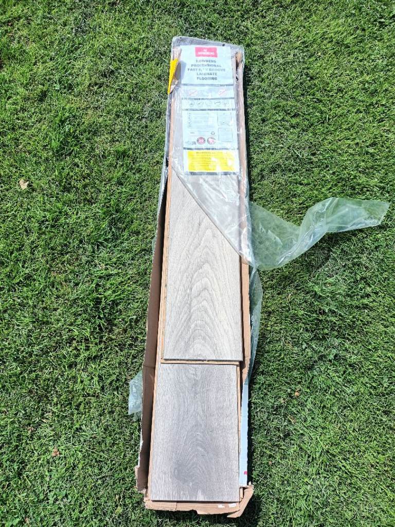 Laminate flooring